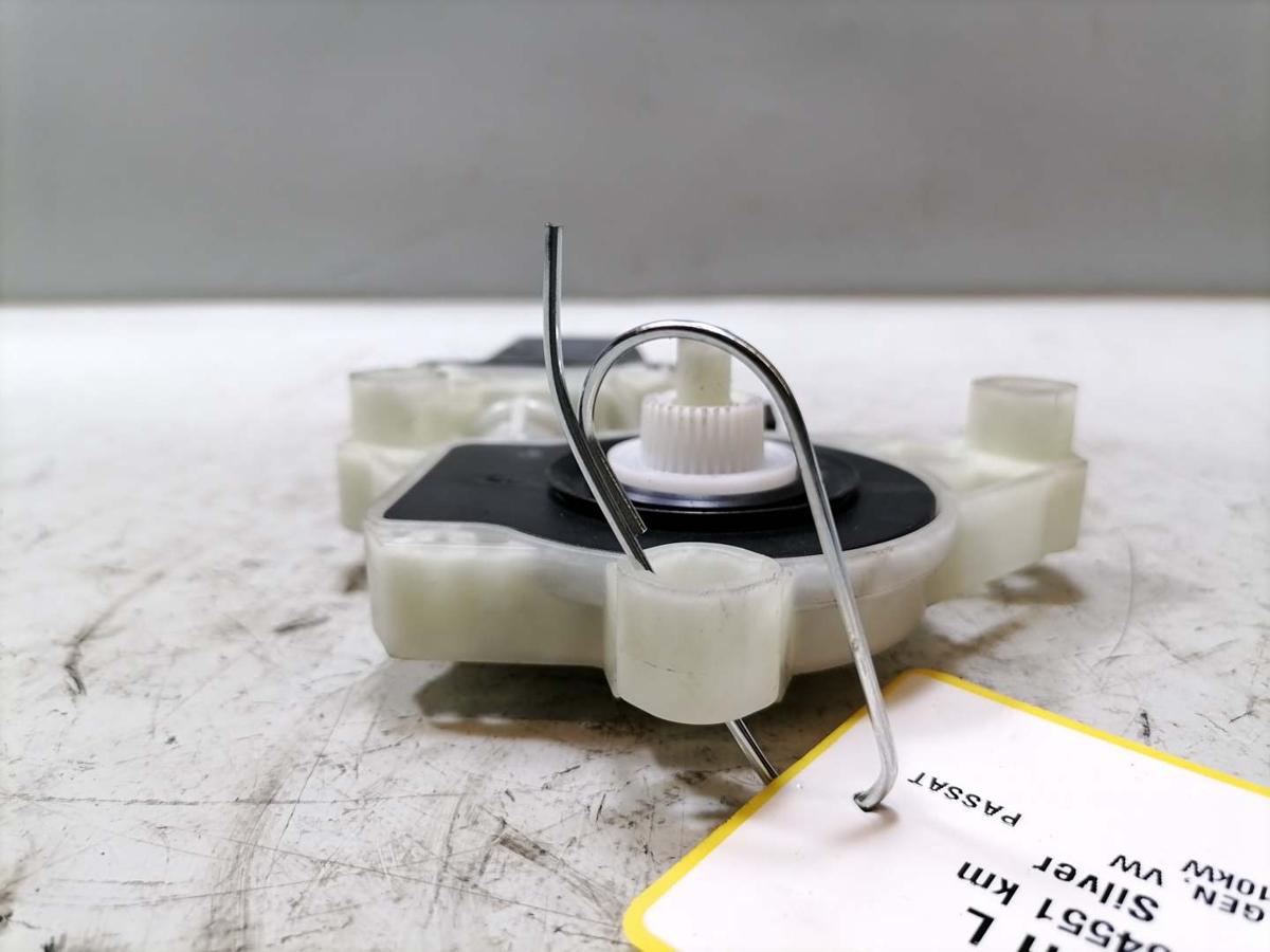 VW Passat B9 original Fensterhebermotor hinten links Bj.2024